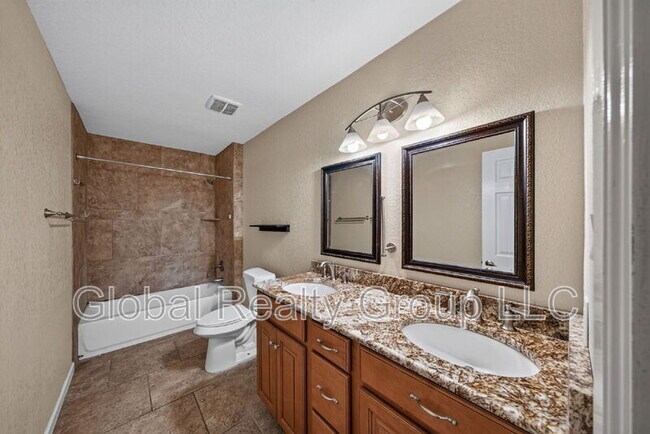 Building Photo - 12914 Ocean Glade
