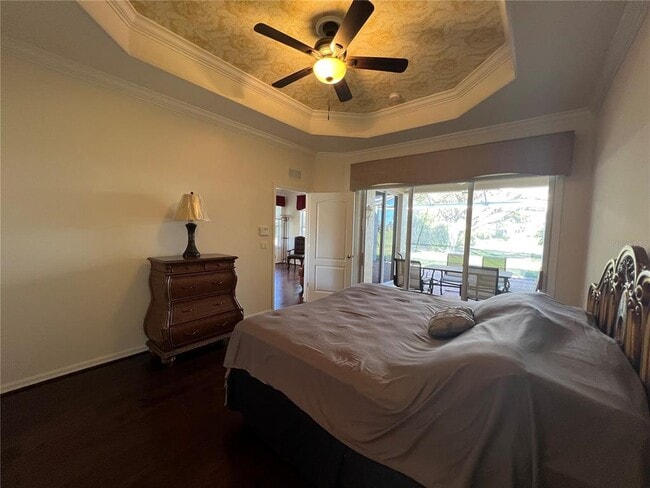 Building Photo - 4665 Whispering Oaks Dr