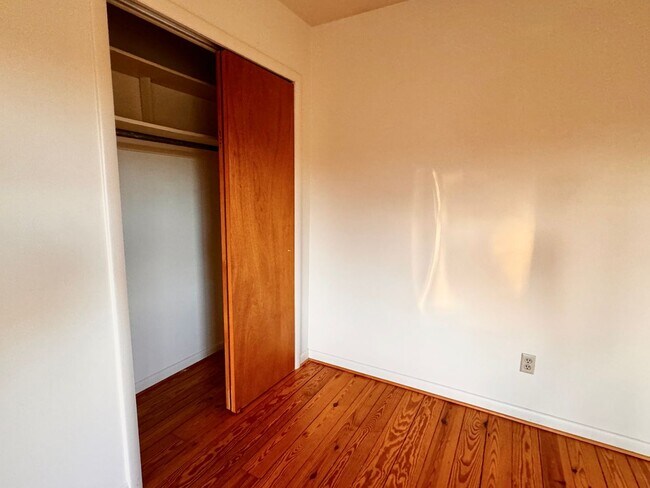 Building Photo - 2442 Red Hill Road