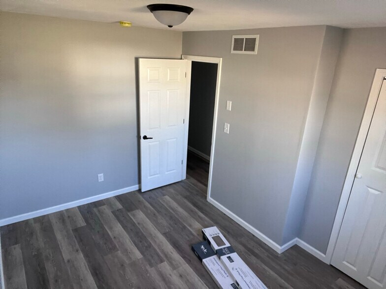 Building Photo - 5168 S Indian Valley Dr