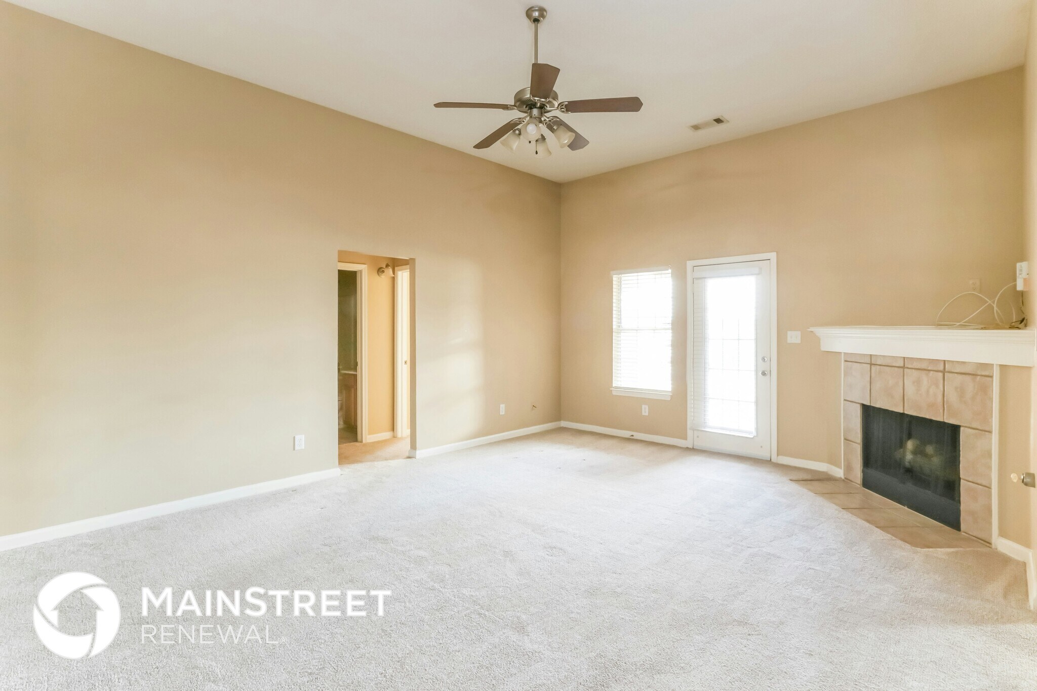 Building Photo - 9723 Tucker Creek Cove