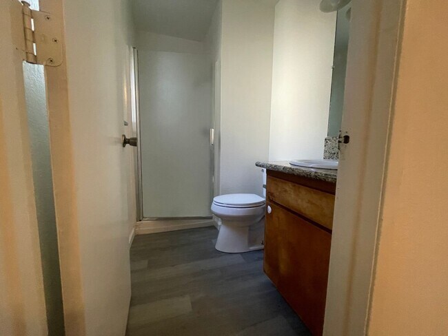 Building Photo - 363 Rio Lindo Ave