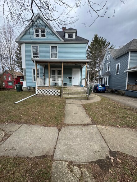 Building Photo - 11 Columbia Ave