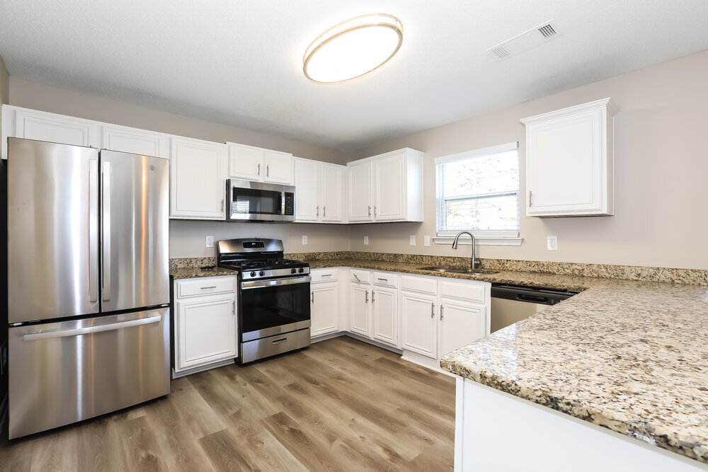 Building Photo - 3942 Rosebud Park Dr