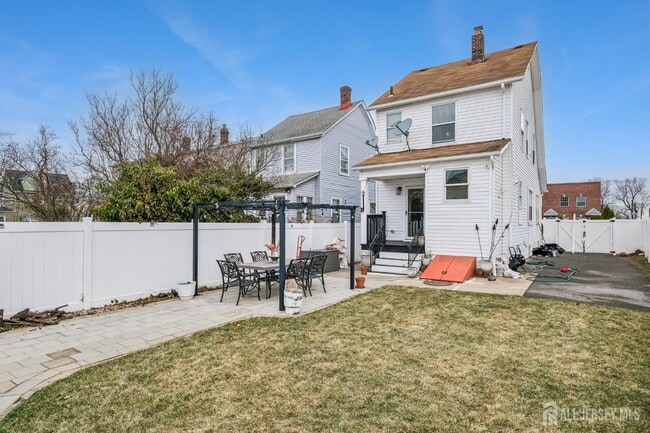 Building Photo - 1 Fitch St