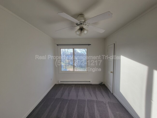 Building Photo - 1204 Marshall Ave