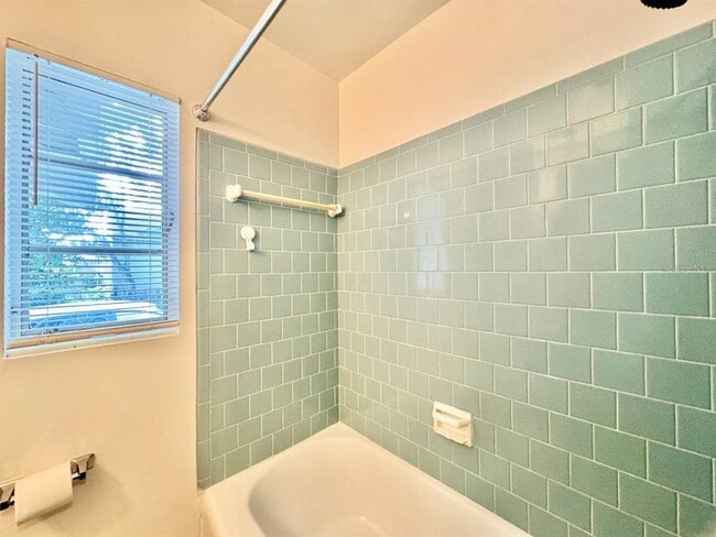 Building Photo - 508 N Mac Dill Ave