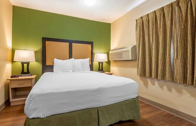 Building Photo - Furnished Studio-Indianapolis - North - Ca...