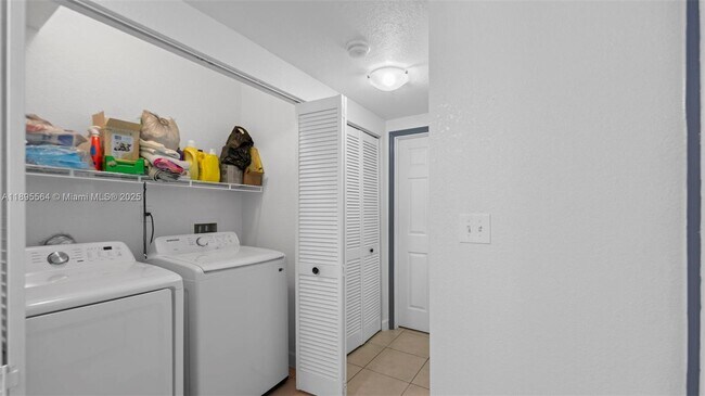 Building Photo - 3109 NW 64th St