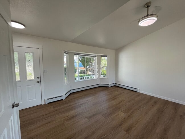 Building Photo - 273 Terrace Ct