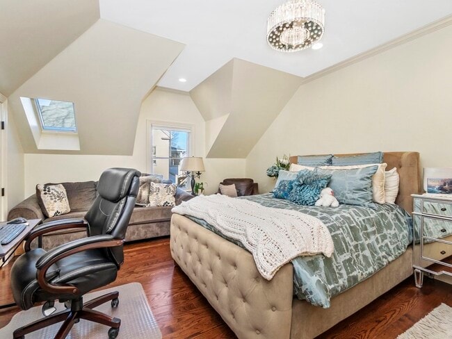 Building Photo - 50 Rowe St