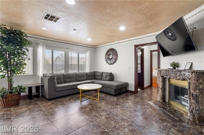 Building Photo - 3580 Teton Hills St