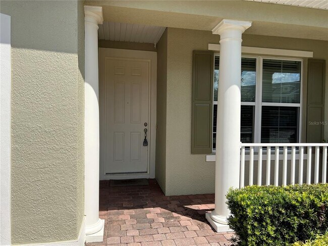 Building Photo - 4850 Poolside Dr