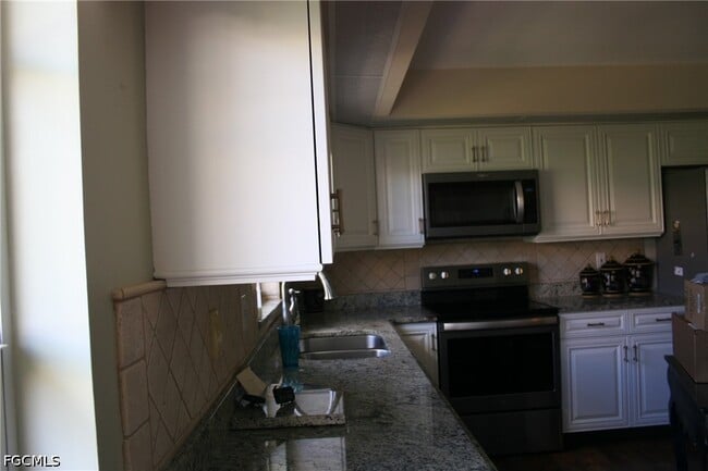 Building Photo - 20919 Villareal Way