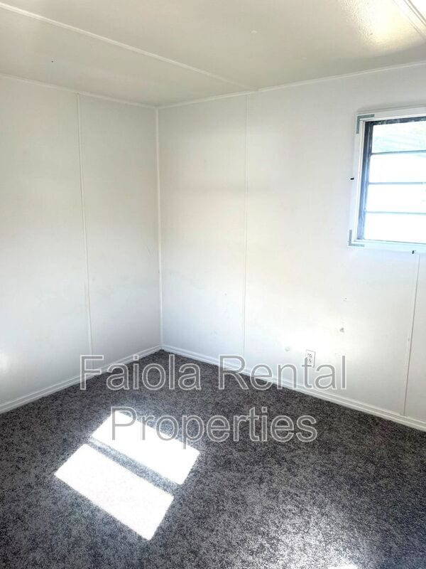 Building Photo - 36 Rita Faiola Ln