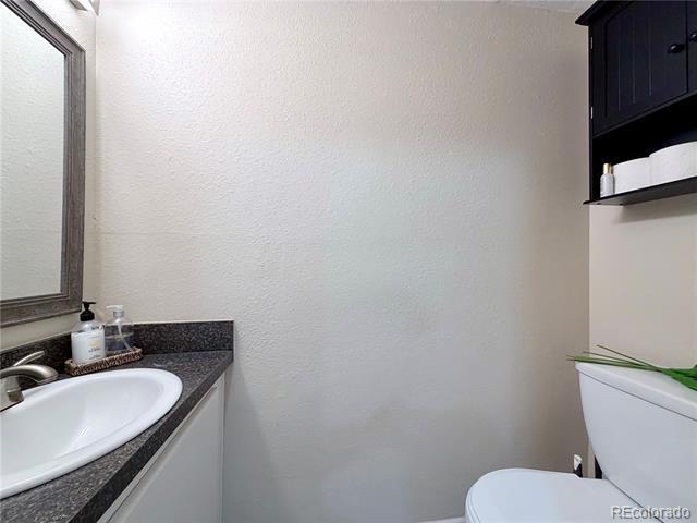 Building Photo - 7995 E Mississippi Ave