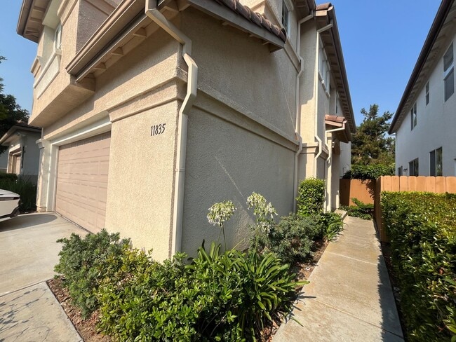 Primary Photo - Spacious 4-Bedroom Home in Mira Mesa – Tam...