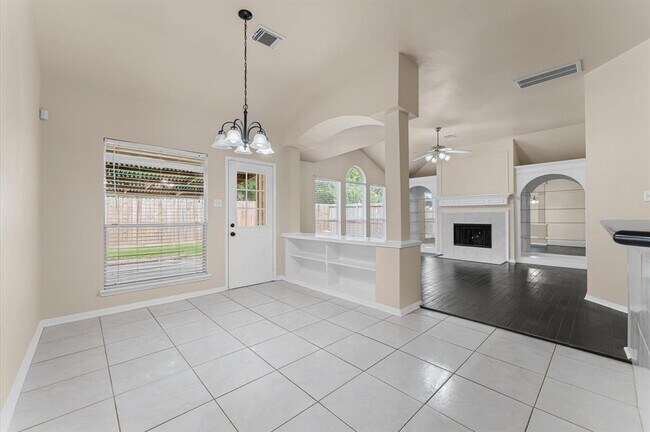 Building Photo - 5422 Melody Park