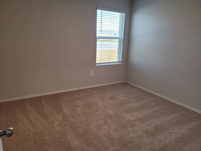 Building Photo - Beautiful Home in Arroyo Ranch!