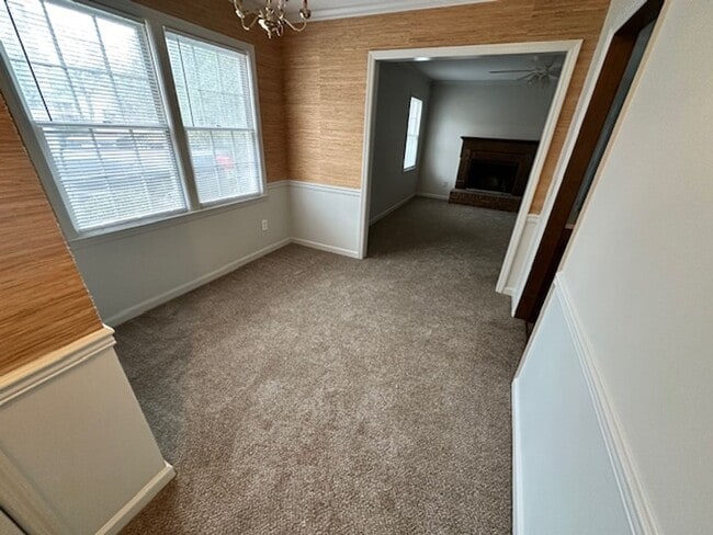 Building Photo - 25/26 Old Clayton