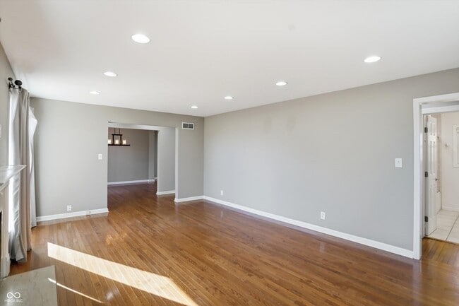 Building Photo - 7026 Spring Mill Rd