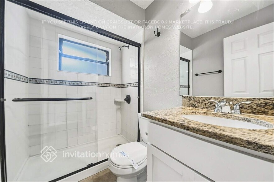 Building Photo - 1009 Dishman Loop