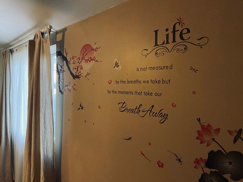 Building Photo - 2717 W Avenue K