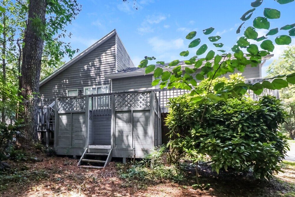 Building Photo - 3684 Linwood Way