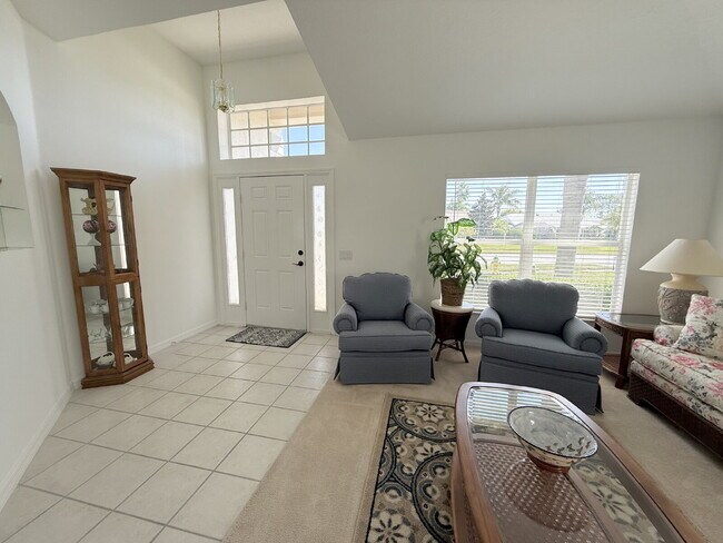 Building Photo - "Charming 3-Bed Oasis with 2 Full Baths in...