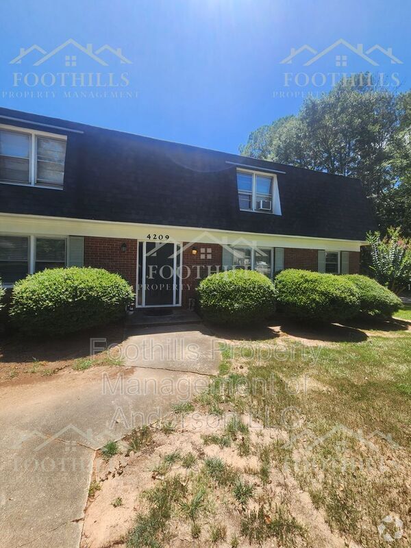 Building Photo - 4209 Dixon Rd