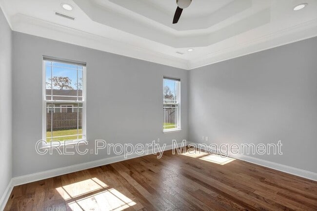 Building Photo - 1339 Winterberry Ave