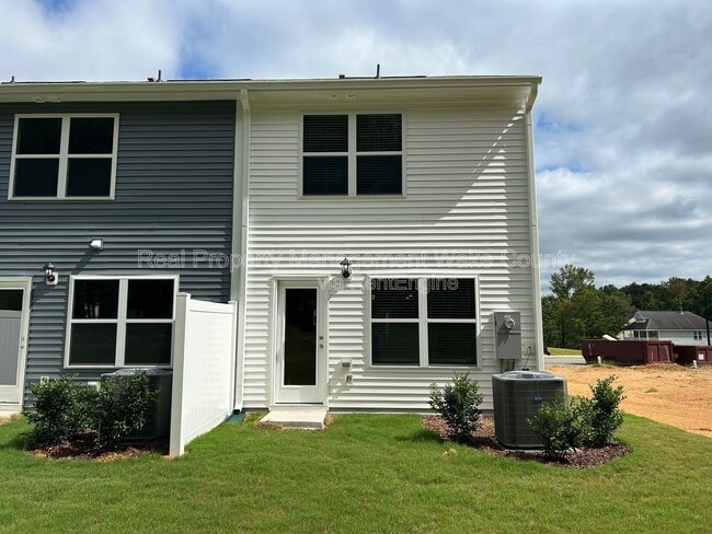 Building Photo - 8515 Beckett Chase Wy