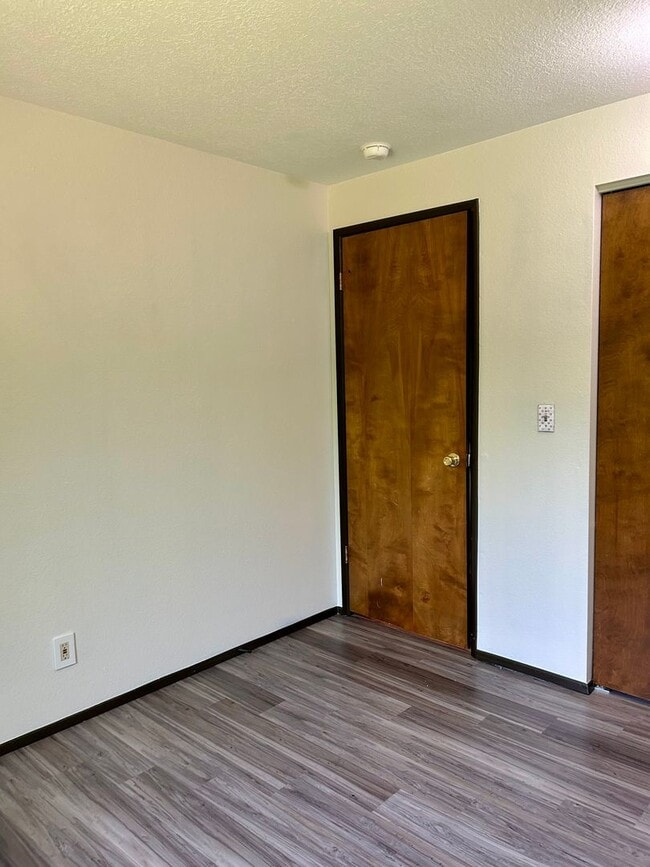 Building Photo - Charming Single Level Home - Keizer