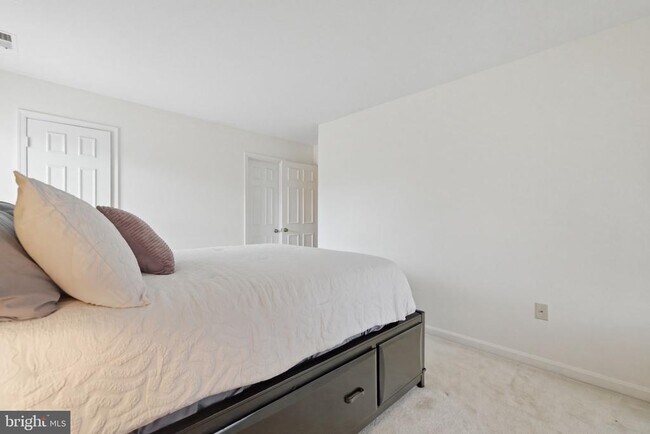 Building Photo - 10208 Ashbrooke Ct