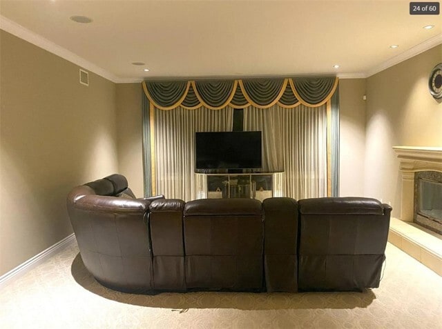 Building Photo - 15991 Oak Tree Crossing