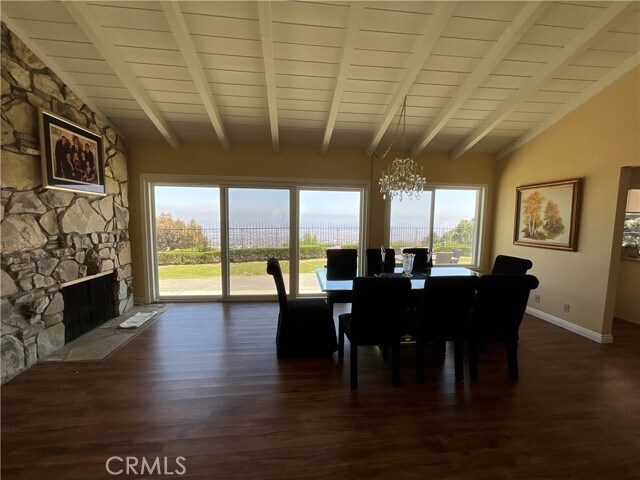 Building Photo - 3160 Crownview Dr