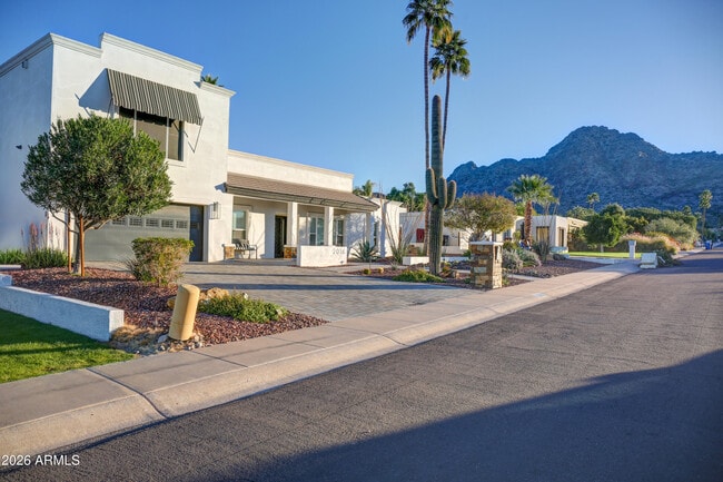 Building Photo - 2016 E State Ave