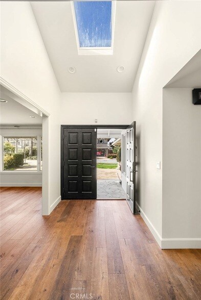 Building Photo - 2646 Basswood St