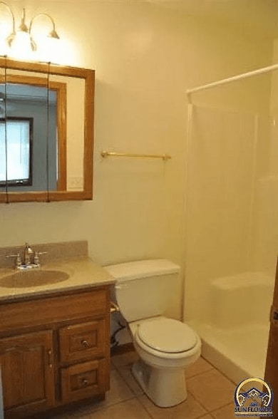 Master Bathroom - 1015 Sylvan St
