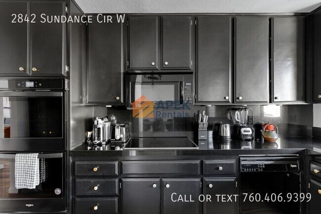 Building Photo - 2842 Sundance Cir W