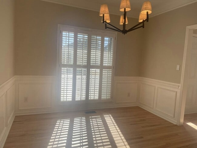 Building Photo - 2428 Havershire Dr