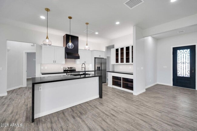 Building Photo - 22548 W Huntington Dr