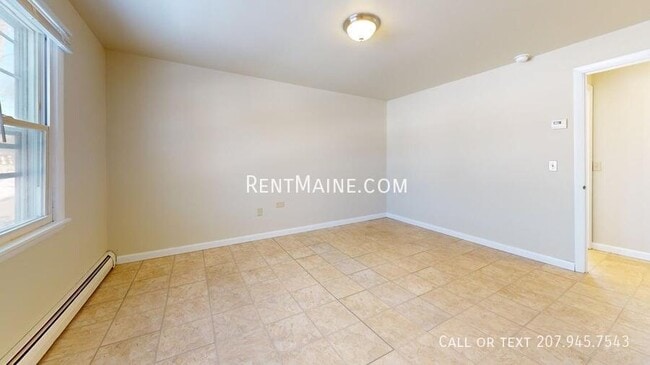 Building Photo - 33 Yale St