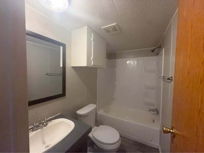 Building Photo - Affordable Mobile Home For Sale