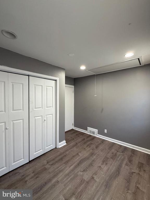 Building Photo - 6842 Fait Ave