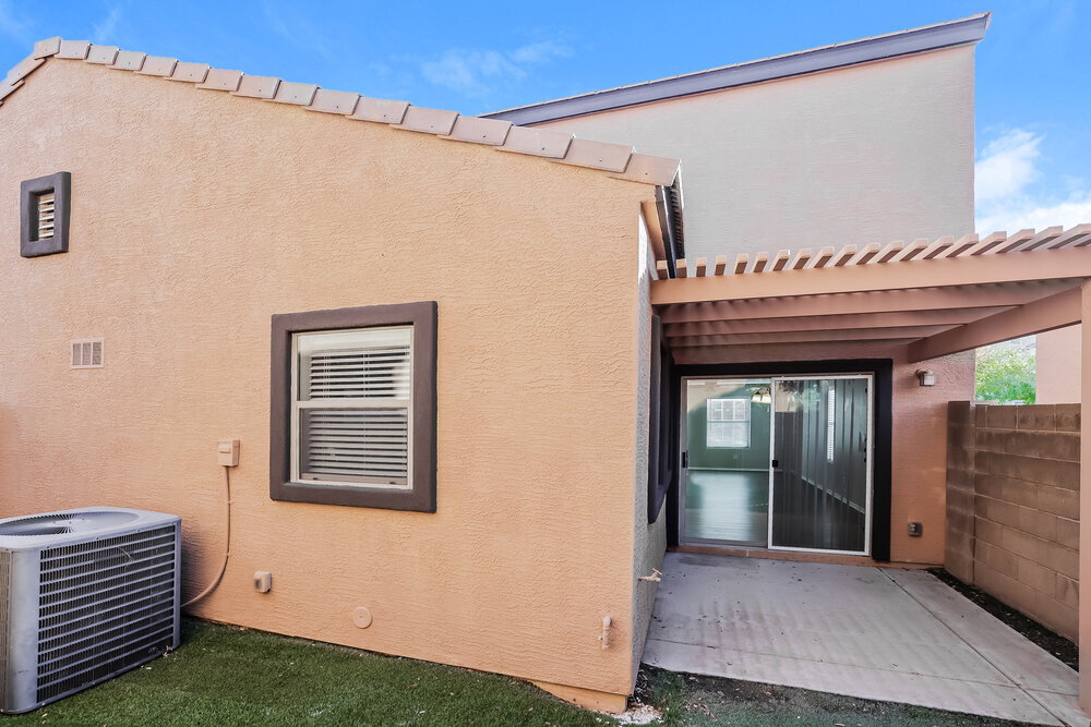 Building Photo - 1872 S Seton Ave