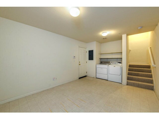 Building Photo - 557 Adeline Ave