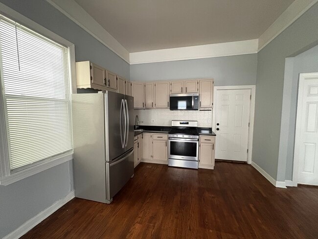 Building Photo - 5025 W 29th Pl