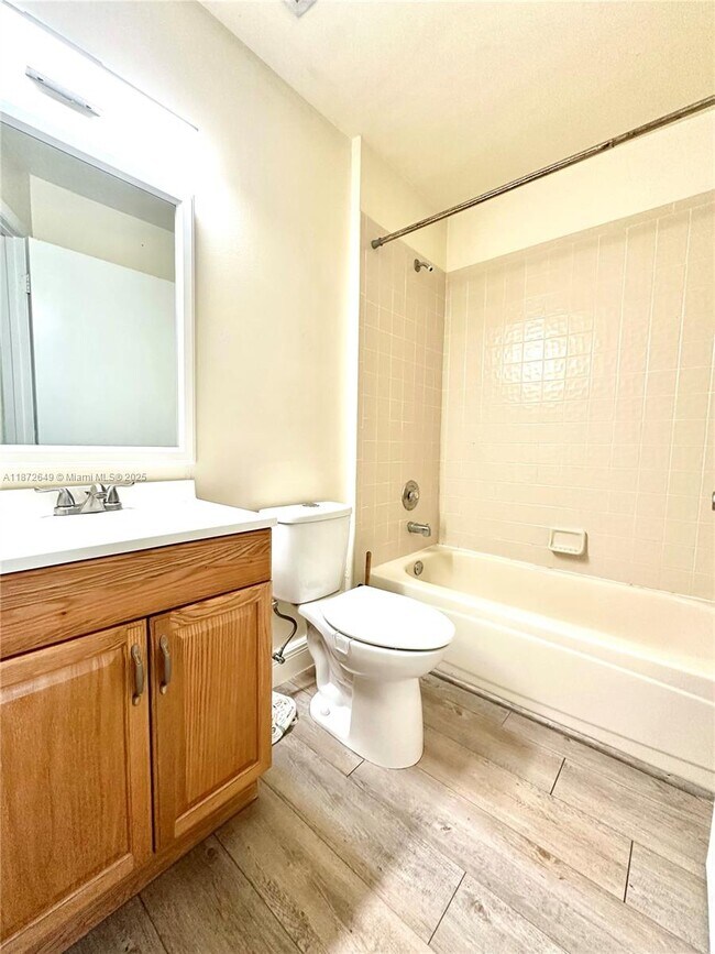 Building Photo - 7406 Woodmont Terrace