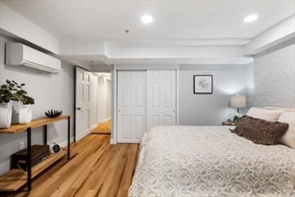 Building Photo - 1 Mount Vernon Sq